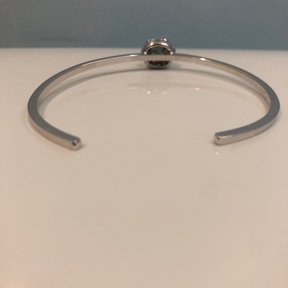 Silver Bracelet with flower design - Picture 4 of 4